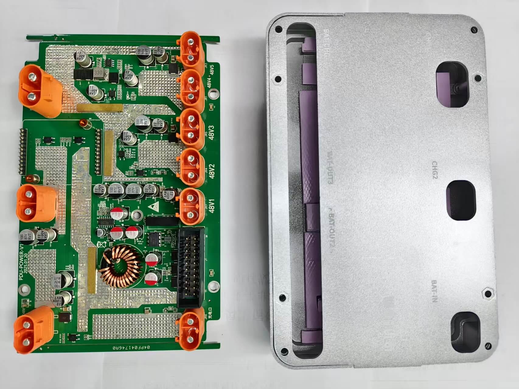 Photovoltaic energy storage inverter